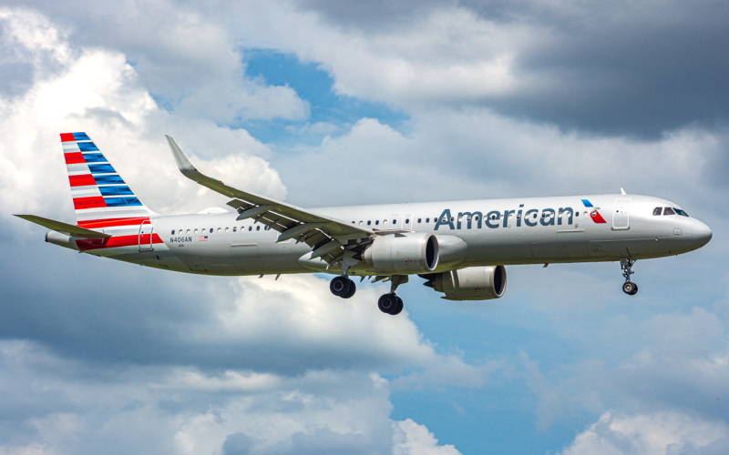 Photo of N406AN - American Airlines Airbus A321NEO at TPA on AeroXplorer Aviation Database