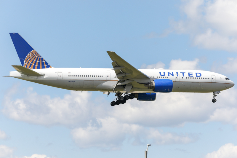 Photo of N223UA - United Airlines Boeing 777-200ER at EWR on AeroXplorer Aviation Database