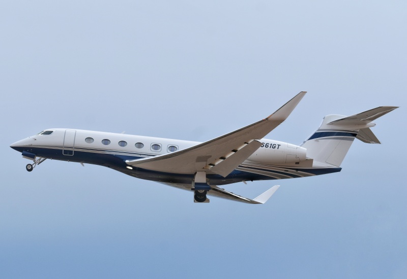 Photo of N661GT - Rhys Vineyards LLC Gulfstream G650 at CSL on AeroXplorer Aviation Database