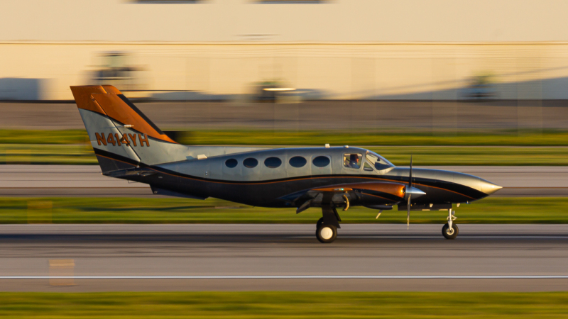 Photo of N414YH - PRIVATE Cessna 414 at CMH on AeroXplorer Aviation Database