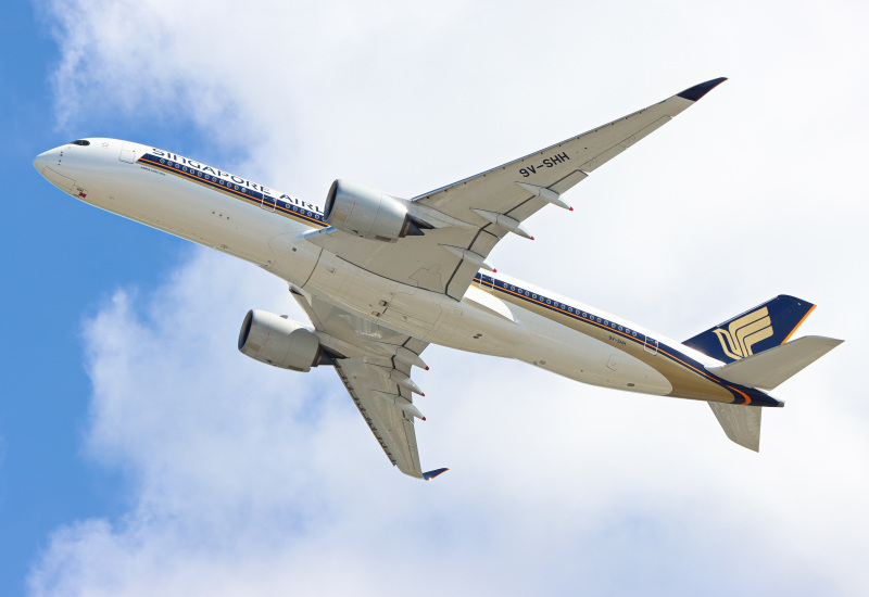 Photo of 9V-SHH - Singapore Airlines Airbus A350-900 at HKG on AeroXplorer Aviation Database
