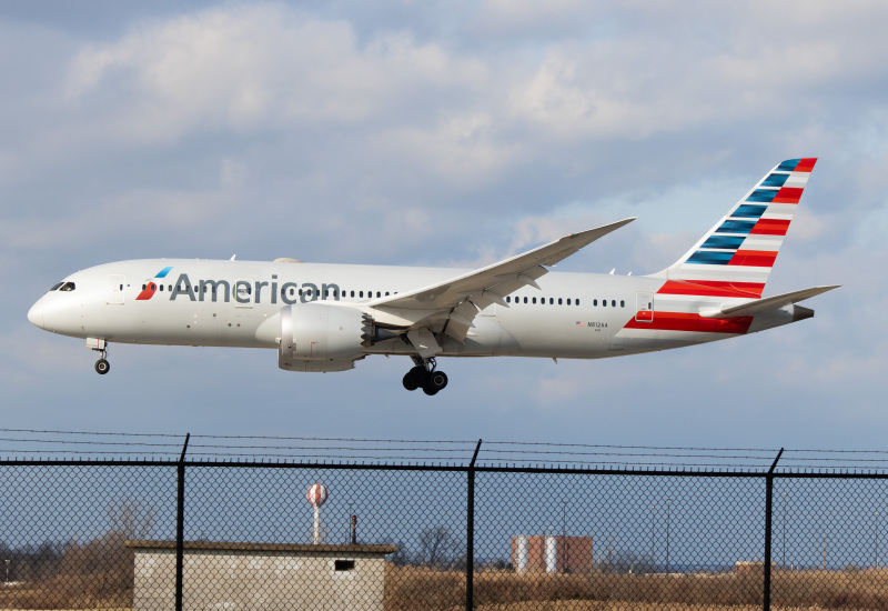 Photo of N812AA - American Airlines Boeing 787-8 at PHL on AeroXplorer Aviation Database