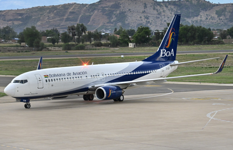 Photo of CP-3138 -  Boliviana de Aviación Boeing 737-800 at CBB on AeroXplorer Aviation Database