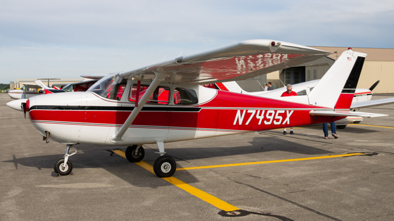 Photo of N7495X - PRIVATE Cessna 172 at DLZ on AeroXplorer Aviation Database