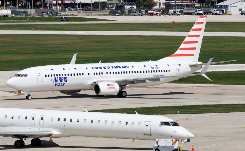 Photo of N778MA - Kaiser Air Boeing 737-800 at MKE on AeroXplorer Aviation Database