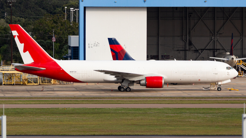 Photo of N287CM - Air Canada Rouge Boeing 767-300ER at TPA on AeroXplorer Aviation Database