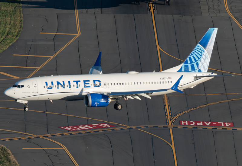 Photo of N27271 - United Airlines Boeing 737 MAX 8 at BOS on AeroXplorer Aviation Database