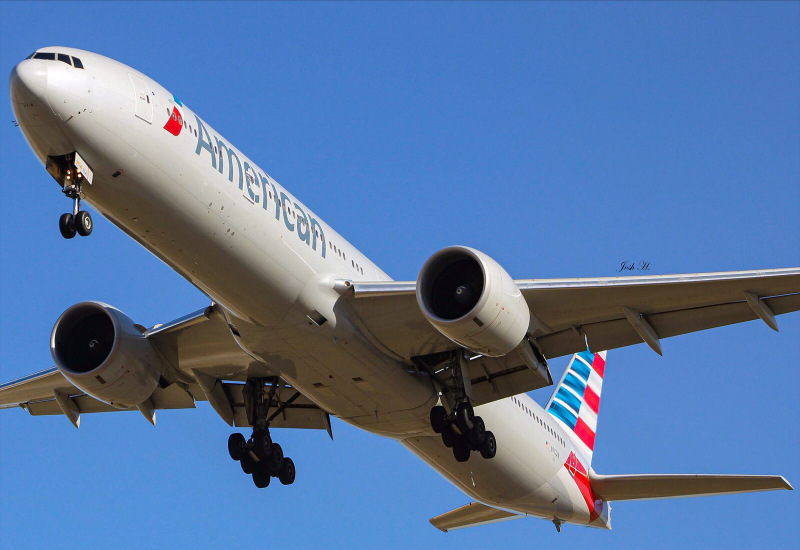 Photo of N717AN - American Airlines Boeing 777-300ER at DFW on AeroXplorer Aviation Database