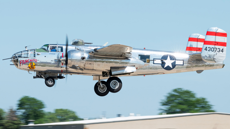 Photo of N9079Z - PRIVATE  North American B-25 Mitchell at OSH on AeroXplorer Aviation Database