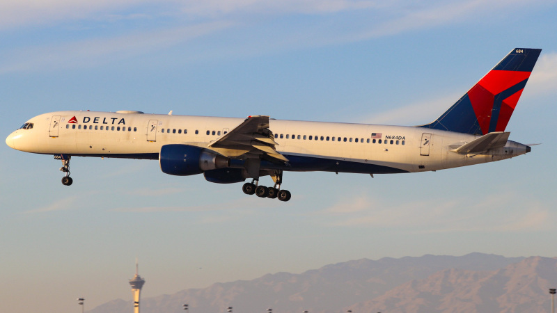 Photo of N684DA - Delta Airlines Boeing 757-200 at LAS on AeroXplorer Aviation Database