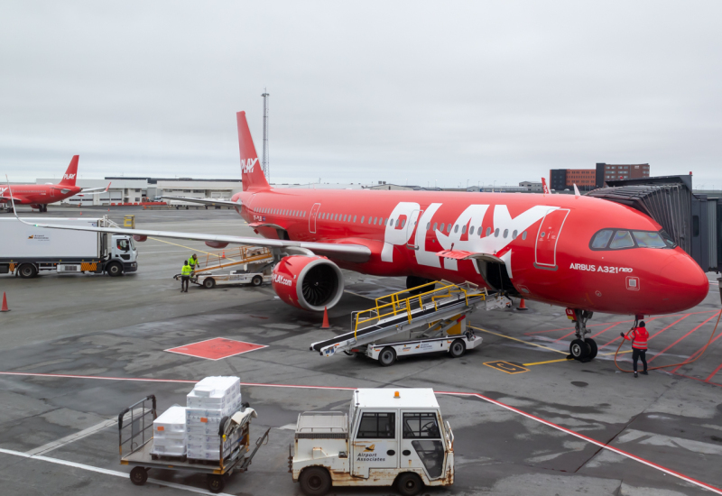 Photo of TF-PLB - Play Airbus A321NEO at KEF on AeroXplorer Aviation Database