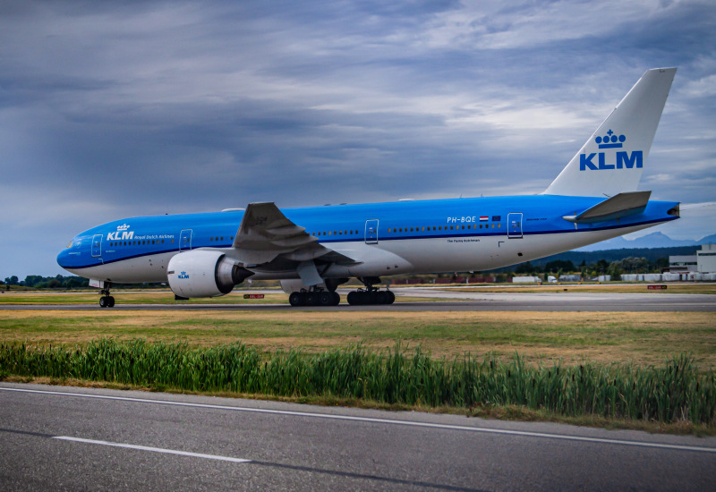 Photo of PH-BQE - KLM Boeing 777-200ER at YVR on AeroXplorer Aviation Database