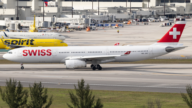 Photo of HB-JHC - Swiss International Air Lines Airbus A330-300 at MIA on AeroXplorer Aviation Database