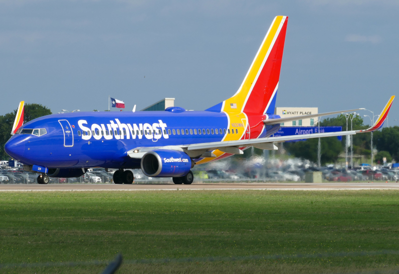 Photo of N231WN - Southwest Airlines Boeing 737-700 at AUS on AeroXplorer Aviation Database