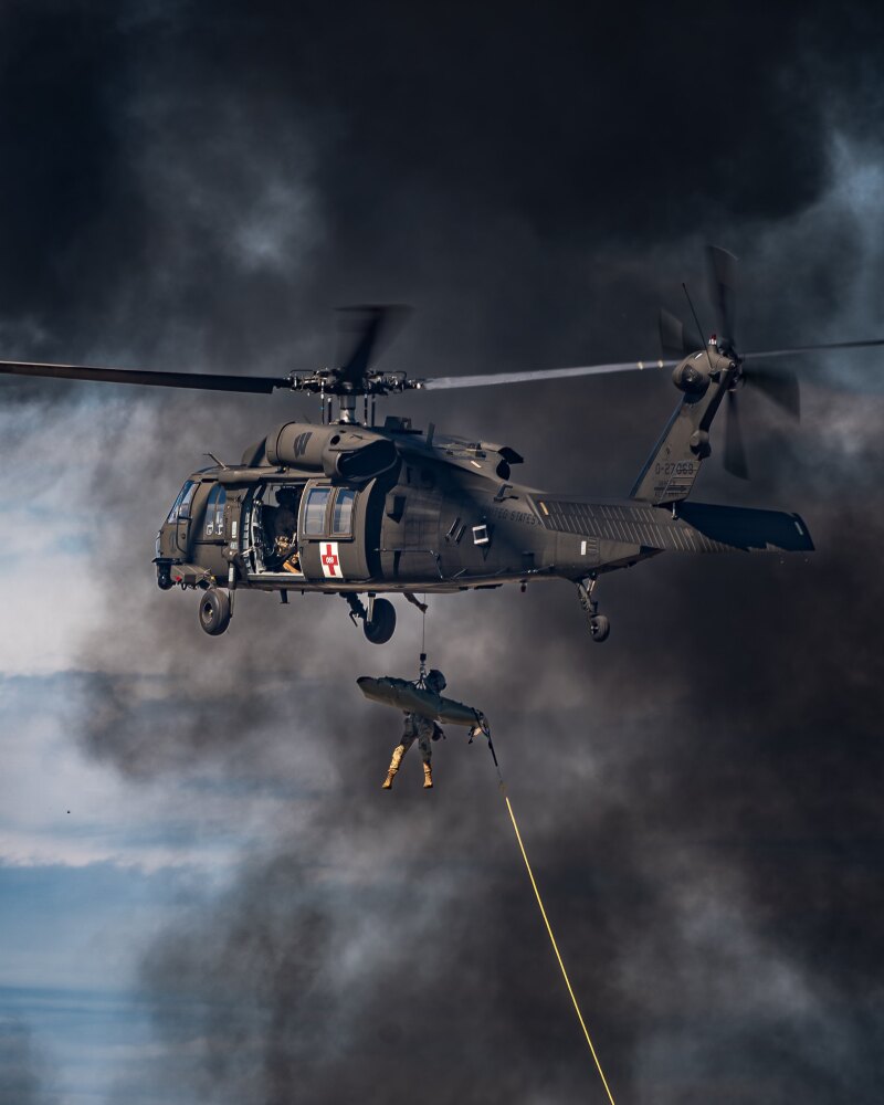 Photo of 05-27069 - USA - United States Army Sikorsky UH-60L Blackhawk at OSH on AeroXplorer Aviation Database