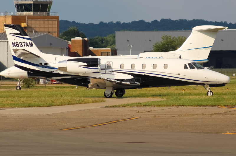 Photo of N637AM - PRIVATE  Cessna Citation 560 Encore at LUK on AeroXplorer Aviation Database