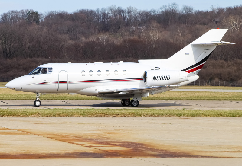 Photo of N88ND - PRIVATE Beechcraft Hawker 750 at LUK on AeroXplorer Aviation Database