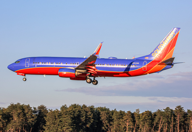 Photo of N8626B - Southwest Airlines Boeing 737-800 at Bwi on AeroXplorer Aviation Database
