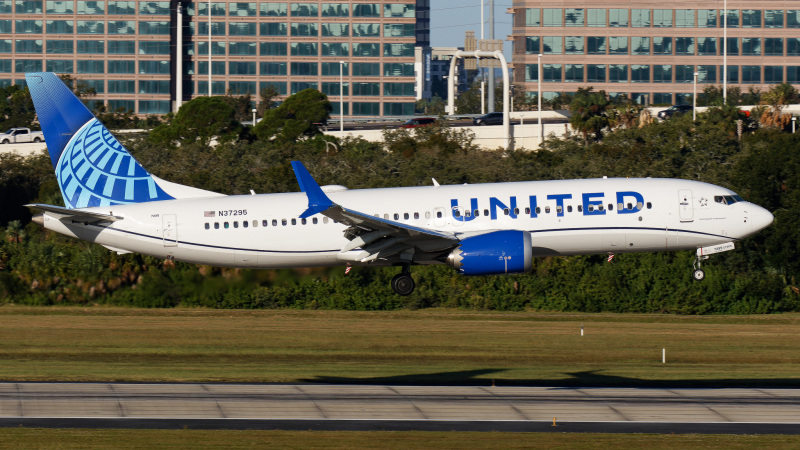 Photo of N37295 - United Airlines Boeing 737 MAX 8 at TPA on AeroXplorer Aviation Database