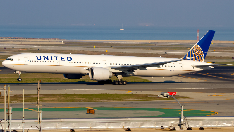 Photo of N2747U - United Airlines Boeing 777-300ER at SFO on AeroXplorer Aviation Database
