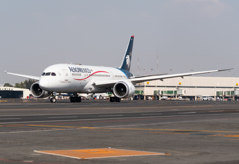 Photo of XA-AMR - Aeromexico Boeing 787-8 at MEX on AeroXplorer Aviation Database