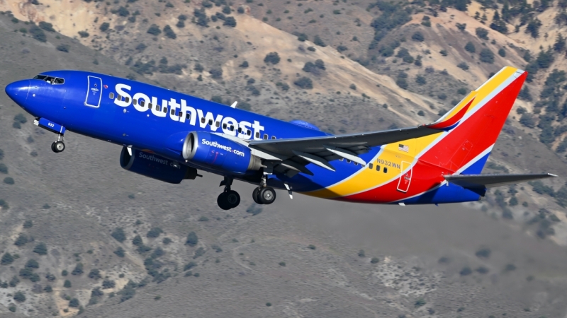 Photo of N932WN - Southwest Airlines Boeing 737-700 at RNO on AeroXplorer Aviation Database