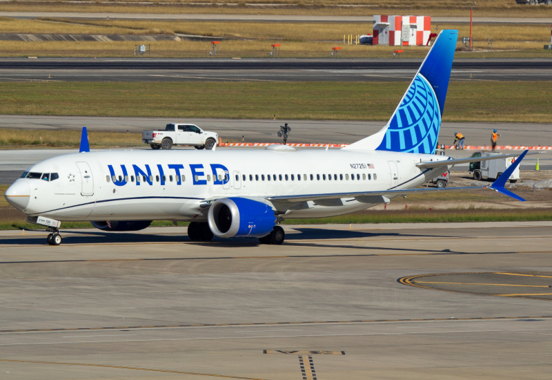 Photo of N27251 - United Airlines Boeing 737 MAX 8 at IAH on AeroXplorer Aviation Database