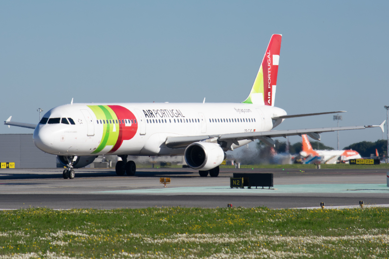 Photo of CS-TJF - TAP Air Portugal Airbus A321-200 at LIS on AeroXplorer Aviation Database