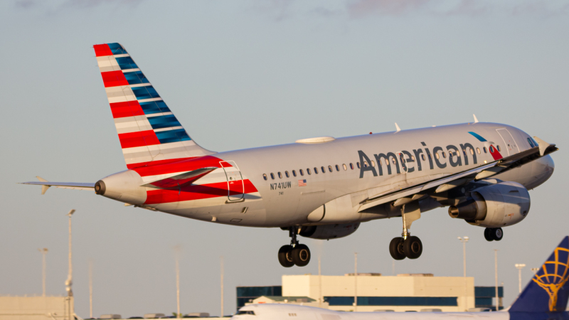Photo of N741UW - American Airlines Airbus A319 at MIA on AeroXplorer Aviation Database