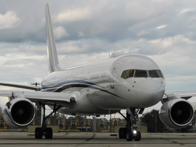 Photo of N801DM - DSG Aviation II Boeing 757-256 at YYZ on AeroXplorer Aviation Database