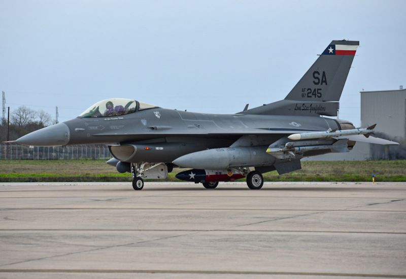 Photo of 87-0245 - USAF - United States Air Force F-16C at SKF on AeroXplorer Aviation Database
