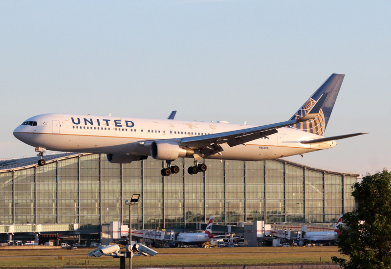 Photo of N665UA - United Airlines Boeing 767-300 at LHR on AeroXplorer Aviation Database