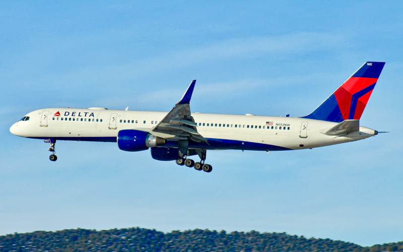 Photo of N552NW - Delta Airlines Boeing 757-200 at EGE on AeroXplorer Aviation Database
