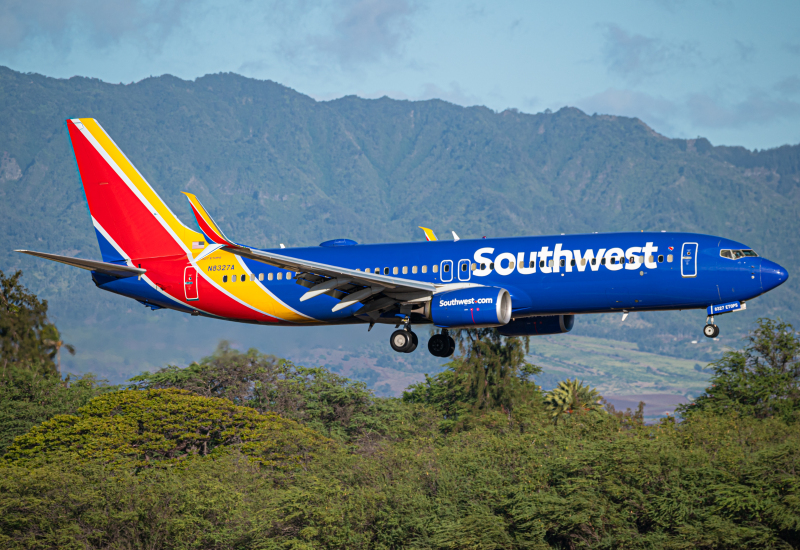 Photo of N8327A - Southwest Airlines Boeing 737-800 at HNL on AeroXplorer Aviation Database