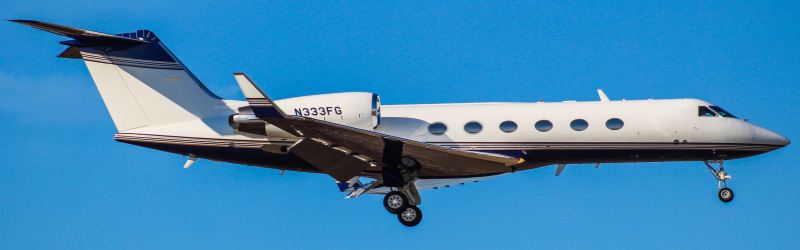 Photo of N333FG - PRIVATE Gulfstream IV at PHL on AeroXplorer Aviation Database