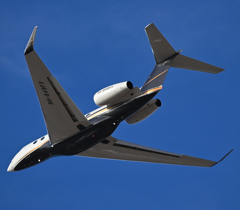 Photo of 9H-649FX - FlexJet Gulfstream G650 at CSL on AeroXplorer Aviation Database