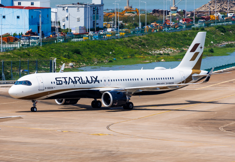 Photo of B-58208 - Starlux Airlines Airbus A321NEO at MFM on AeroXplorer Aviation Database