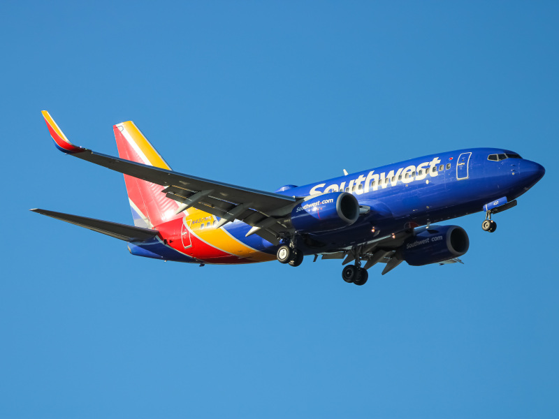 Photo of N437WN - Southwest Airlines Boeing 737-700 at BWI on AeroXplorer Aviation Database