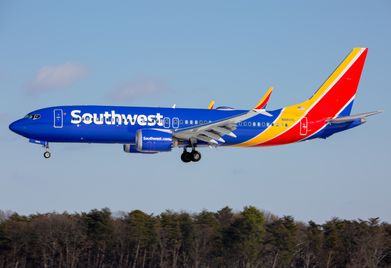 Photo of N8800L - Southwest Airlines Boeing 737 MAX 8 at BWI on AeroXplorer Aviation Database