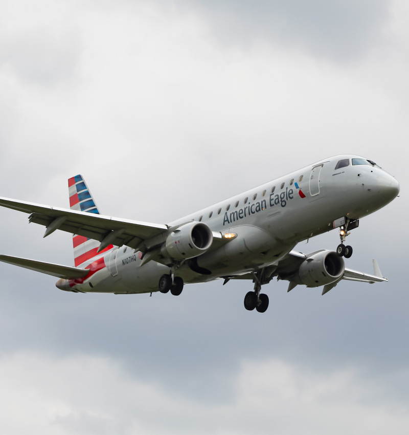 Photo of N107HQ - American Airlines Embraer E175 at DCA on AeroXplorer Aviation Database