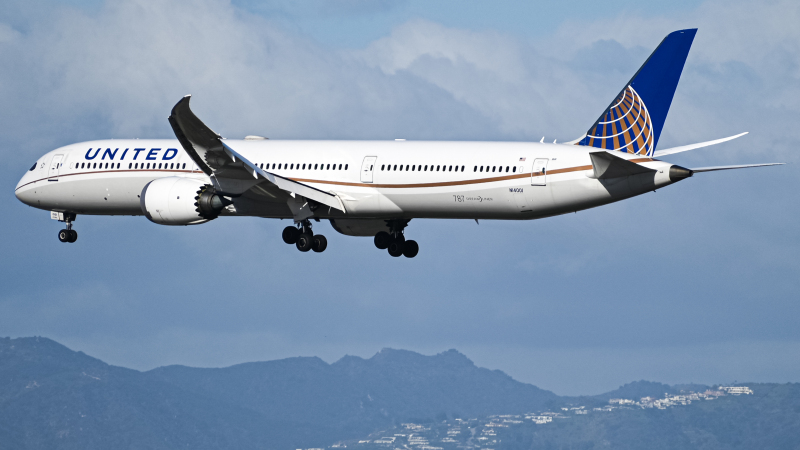 Photo of N14001 - United Airlines Boeing 787-10 at LAX on AeroXplorer Aviation Database