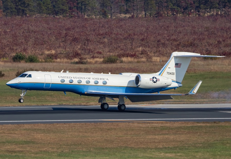 Photo of 97-0400 - USAF - United States Air Force Gulfstream C-37A at ACY on AeroXplorer Aviation Database