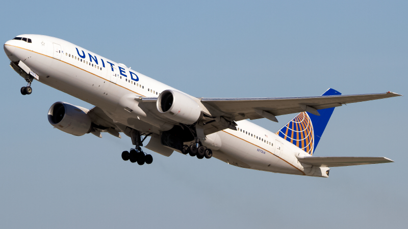 Photo of N773UA - United Airlines Boeing 777-200 at LAX on AeroXplorer Aviation Database