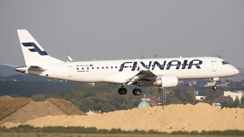 Photo of OH-LKL - Finnair Embraer E190 at VIE on AeroXplorer Aviation Database