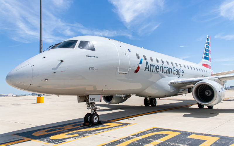 Photo of N765ST - American Eagle Embraer E175 at ORD on AeroXplorer Aviation Database