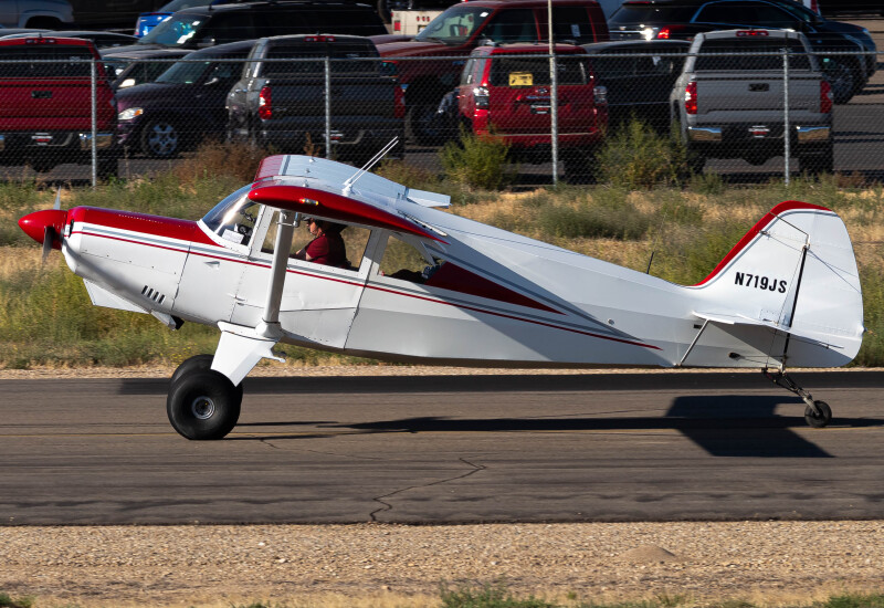 Photo of N719JS - PRIVATE AviPro Bearhawk at KMAN on AeroXplorer Aviation Database