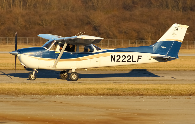 Photo of N222LF - PRIVATE  Cessna 172 at LUK on AeroXplorer Aviation Database