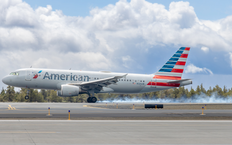 Photo of N126UW - American Airlines Airbus A320 at RDM on AeroXplorer Aviation Database