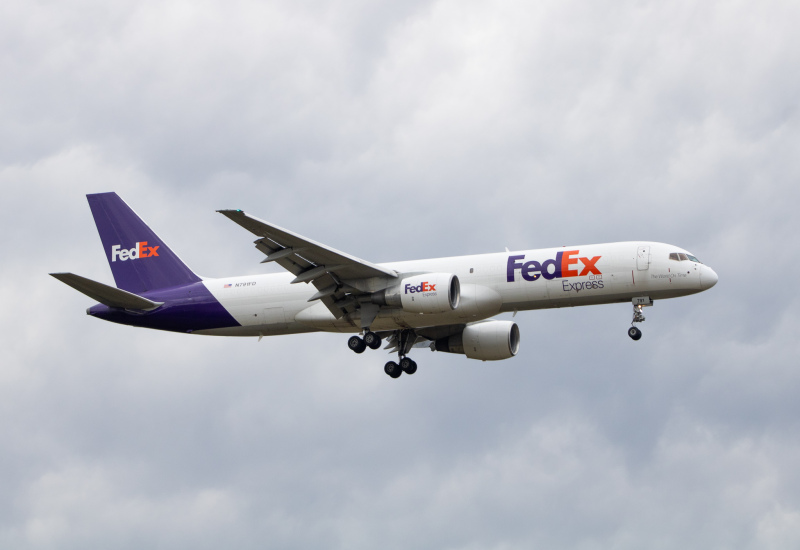 Photo of N791FD - FedEx Boeing 757-200 at BWI on AeroXplorer Aviation Database