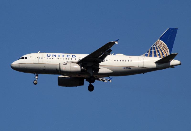 Photo of N830UA - United Airlines Airbus A319 at IAD on AeroXplorer Aviation Database